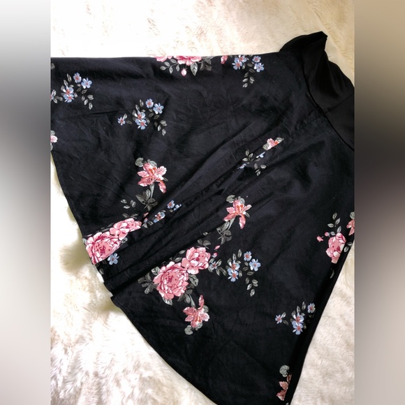 Casual Dress - Picture 8 of 8